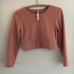 Victoria Sport long sleeve crop top